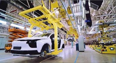 聚氨酯PU發(fā)泡加工機的知識！一起看看